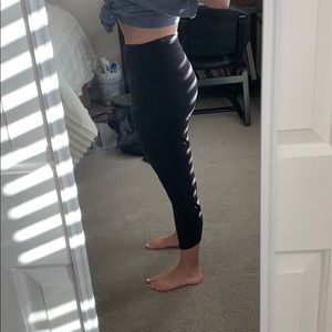 lululemon leggings!